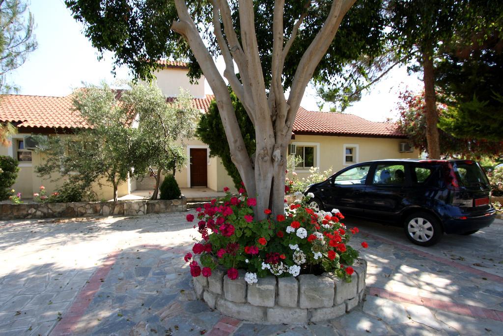 Alonia Villas Pissouri Exterior photo